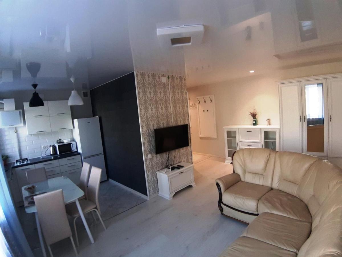 Appartment NEW in Center Mahiljow Buitenkant foto